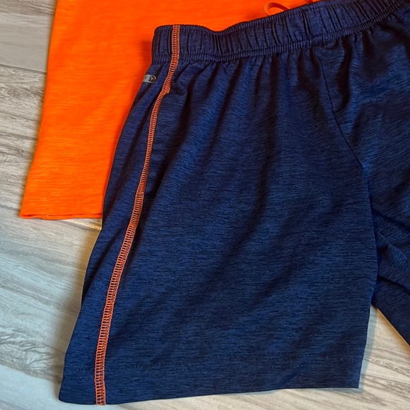 • Old Navy activewear go-dry matching set, 6/7 • - Picture 9 of 11